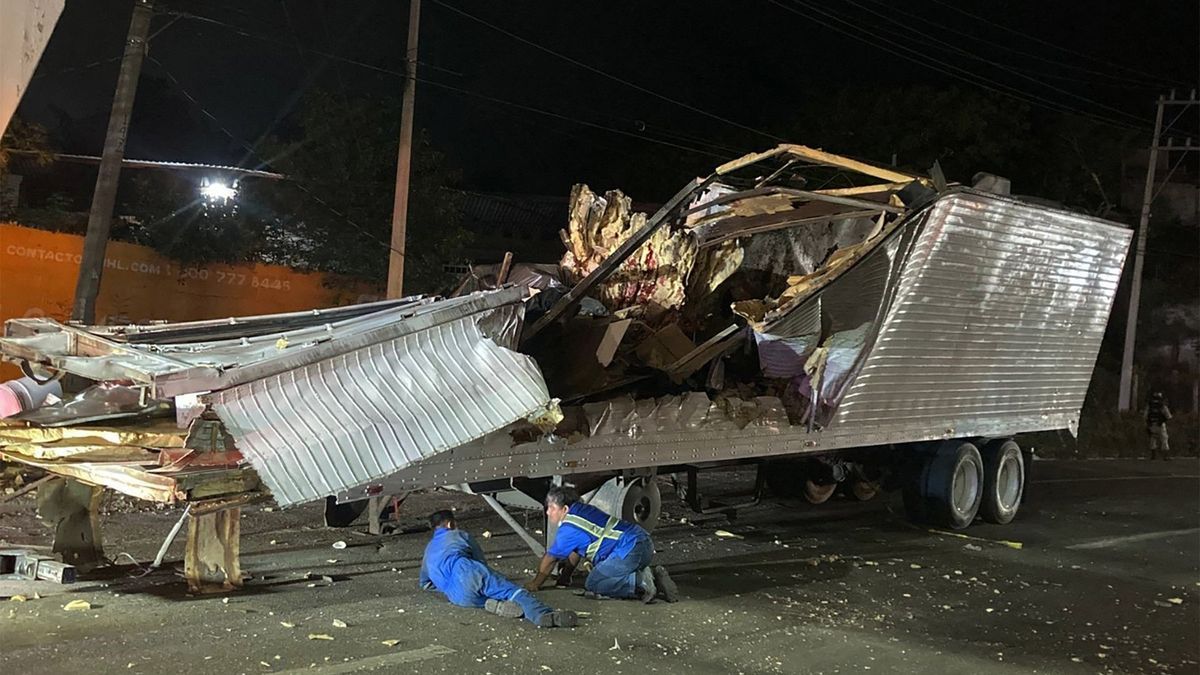 Při dopravní nehodě v Mexiku zemřelo v nákladním voze 53 migrantů